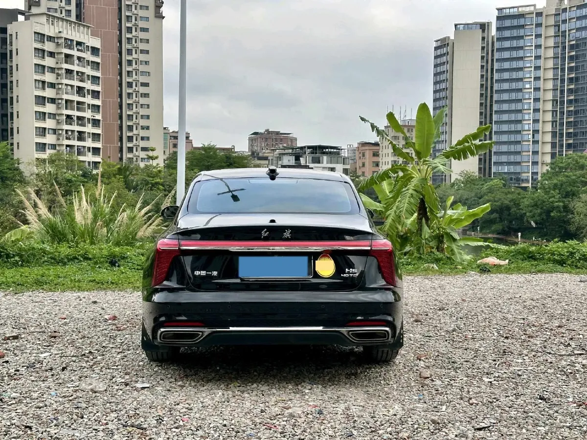 2023 HongQi H5 2.0T 224HP L4 8AT,autocango,china used car exporter,china ev exporter,chinese used car exporter,chinese used ev exporter