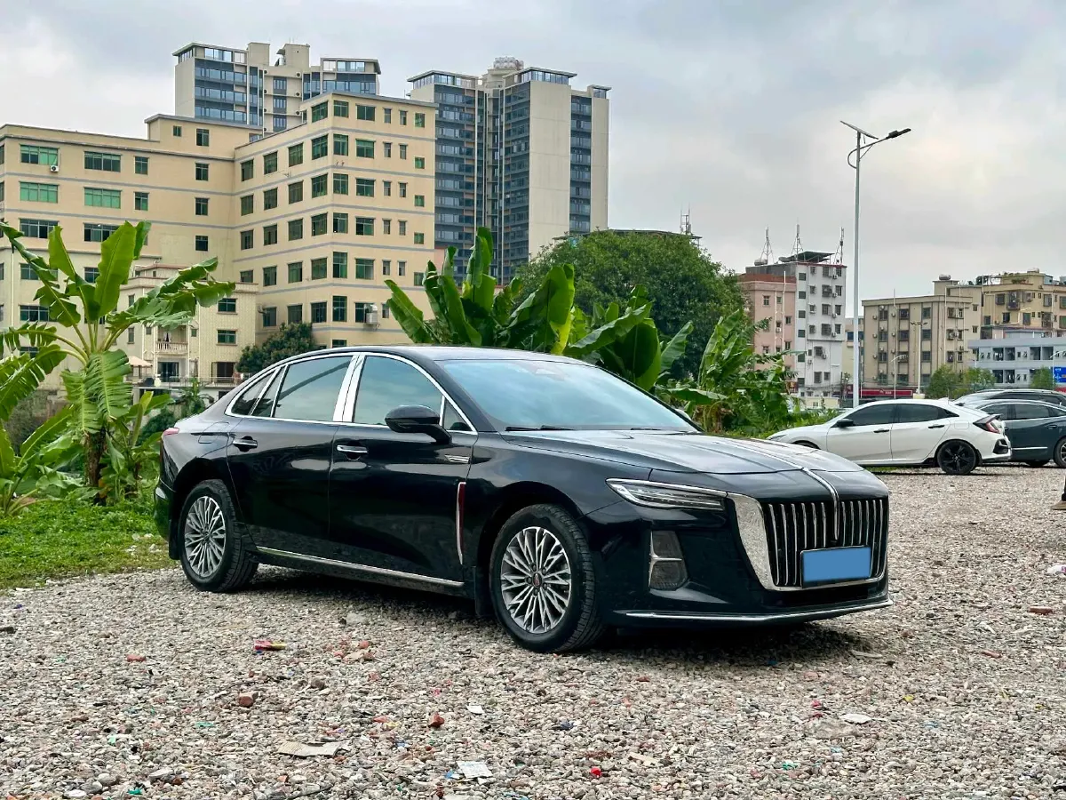 2023 HongQi H5 2.0T 224HP L4 8AT,autocango,china used car exporter,china ev exporter,chinese used car exporter,chinese used ev exporter