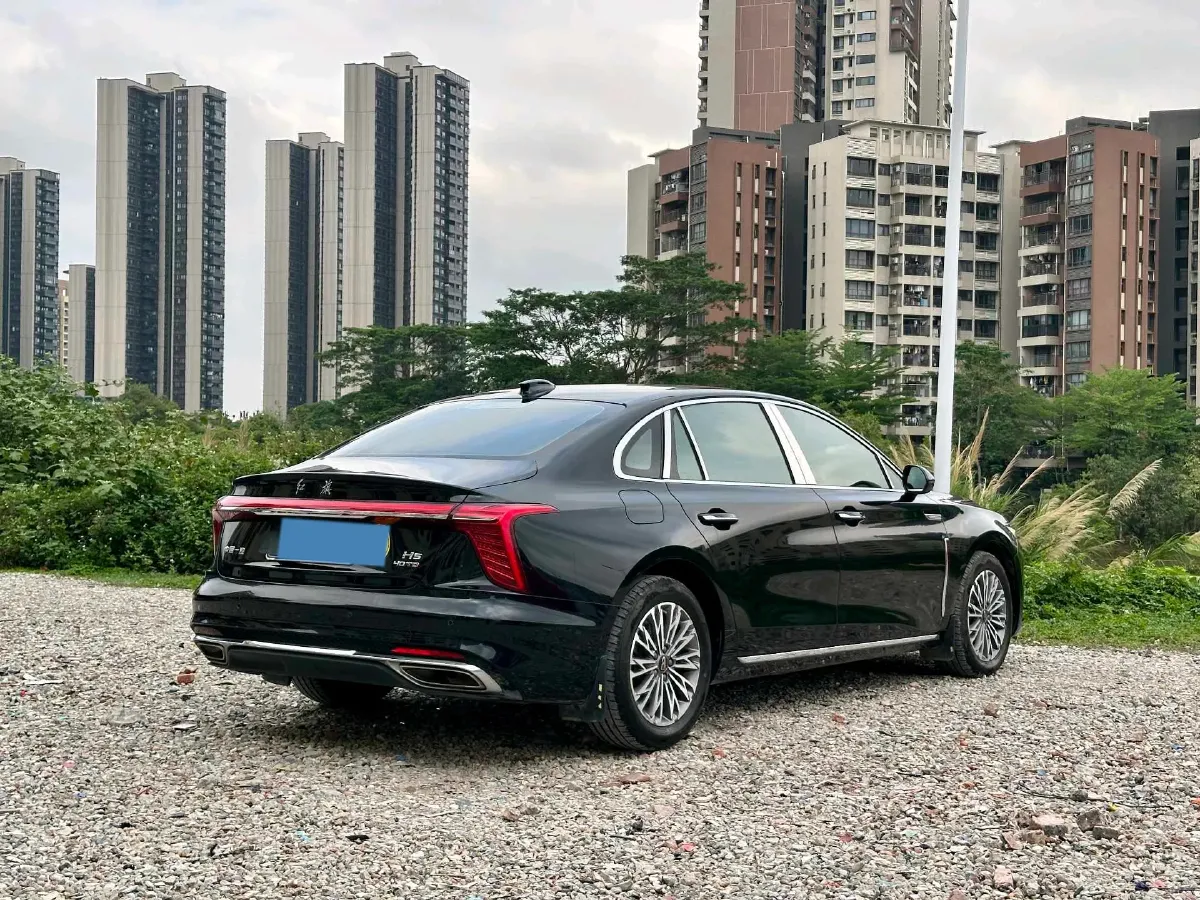 2023 HongQi H5 2.0T 224HP L4 8AT,autocango,china used car exporter,china ev exporter,chinese used car exporter,chinese used ev exporter
