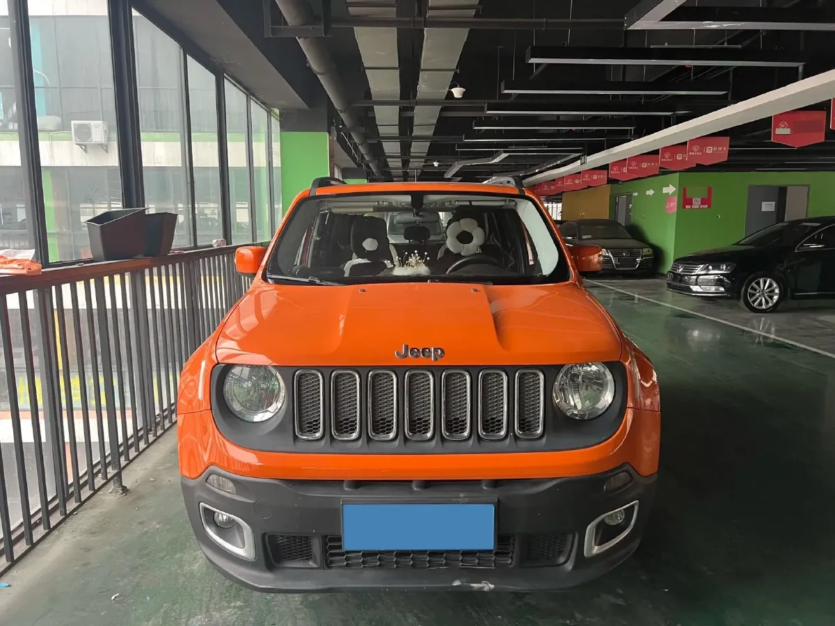 2017 Jeep Renegade 1.4T 150HP L4 7DCT,autocango,china used car exporter,china ev exporter,chinese used car exporter,chinese used ev exporter