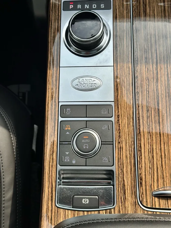 2022 Land Rover Range Rover 3.0T 360HP L6 8AT,autocango,china used car exporter,china ev exporter,chinese used car exporter,chinese used ev exporter