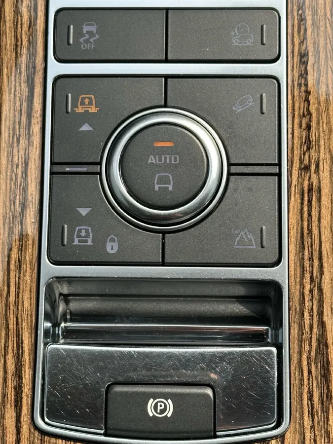 2022 Land Rover Range Rover 3.0T 360HP L6 8AT,autocango,china used car exporter,china ev exporter,chinese used car exporter,chinese used ev exporter