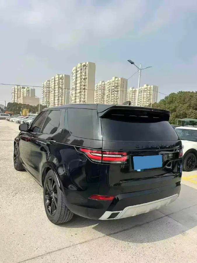 2020 Land Rover Discovery 2.0T 300HP L4 8AT,autocango,china used car exporter,china ev exporter,chinese used car exporter,chinese used ev exporter