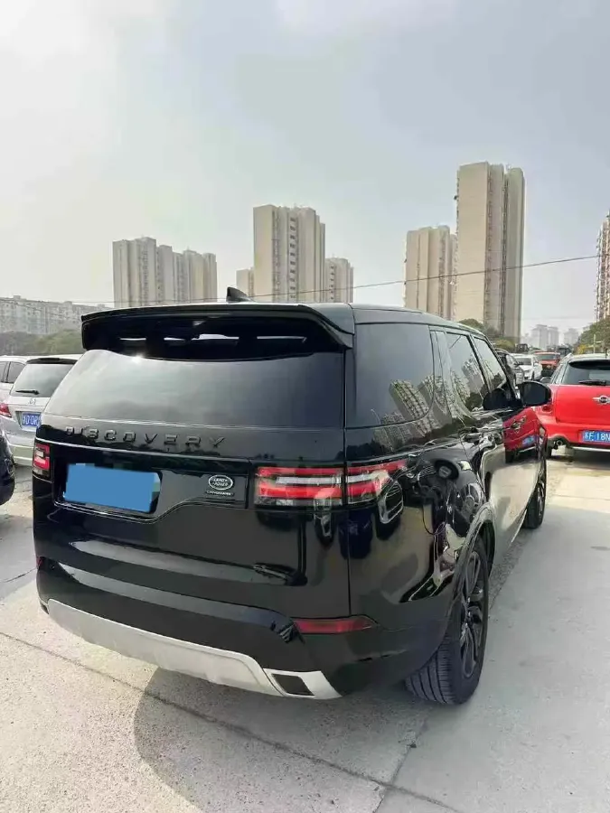 2020 Land Rover Discovery 2.0T 300HP L4 8AT,autocango,china used car exporter,china ev exporter,chinese used car exporter,chinese used ev exporter