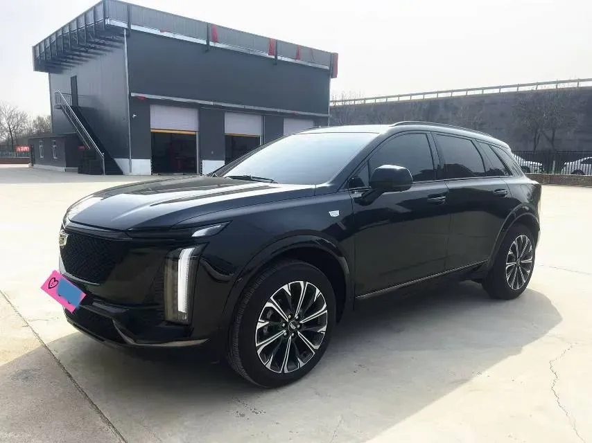 2025 Cadillac XT5 2.0T 237HP L4 9AT,autocango,china used car exporter,china ev exporter,chinese used car exporter,chinese used ev exporter