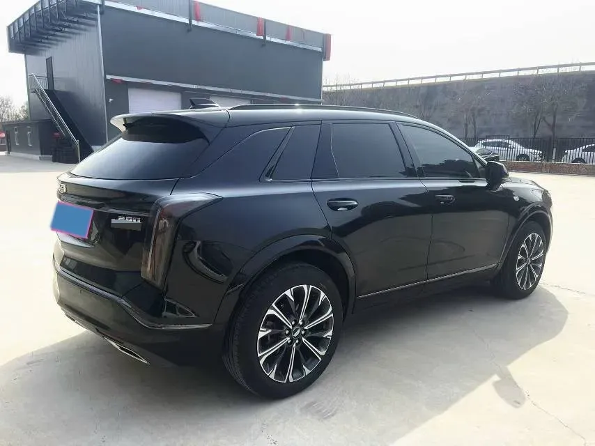2025 Cadillac XT5 2.0T 237HP L4 9AT,autocango,china used car exporter,china ev exporter,chinese used car exporter,chinese used ev exporter