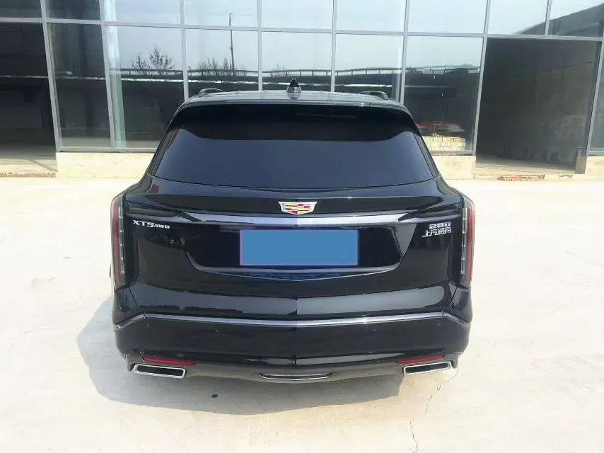 2025 Cadillac XT5 2.0T 237HP L4 9AT,autocango,china used car exporter,china ev exporter,chinese used car exporter,chinese used ev exporter