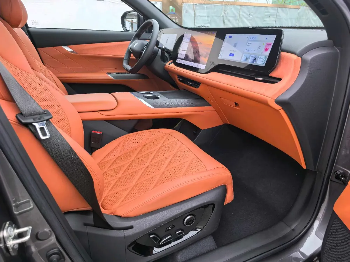 2025 ChangAn CS75 Plus 1.5T 192HP L4 8AT,autocango,china used car exporter,china ev exporter,chinese used car exporter,chinese used ev exporter