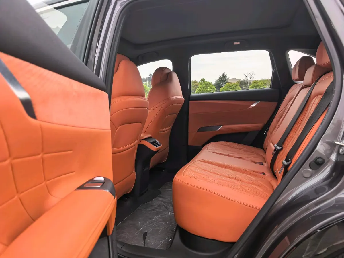 2025 ChangAn CS75 Plus 1.5T 192HP L4 8AT,autocango,china used car exporter,china ev exporter,chinese used car exporter,chinese used ev exporter