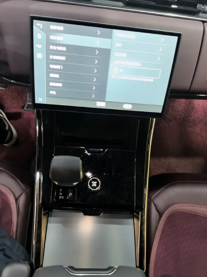 2025 Land Rover Range Rover Sport 3.0T 400HP L6 8AT,autocango,china used car exporter,china ev exporter,chinese used car exporter,chinese used ev exporter