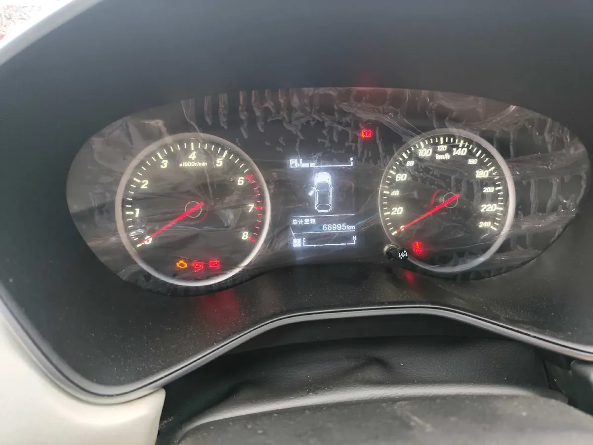 2018 BaoJun 530 1.5T 150HP L4 6MT,autocango,china used car exporter,china ev exporter,chinese used car exporter,chinese used ev exporter