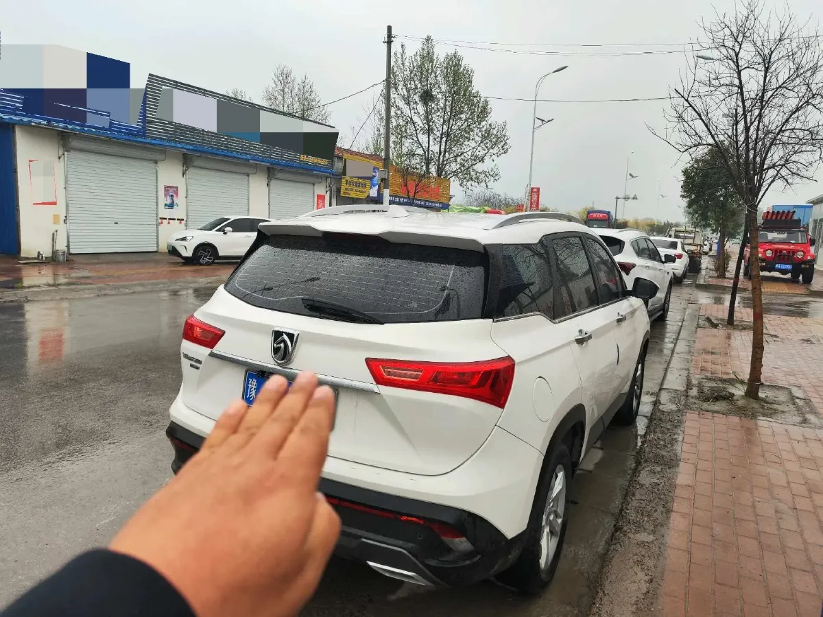 2018 BaoJun 530 1.5T 150HP L4 6MT,autocango,china used car exporter,china ev exporter,chinese used car exporter,chinese used ev exporter