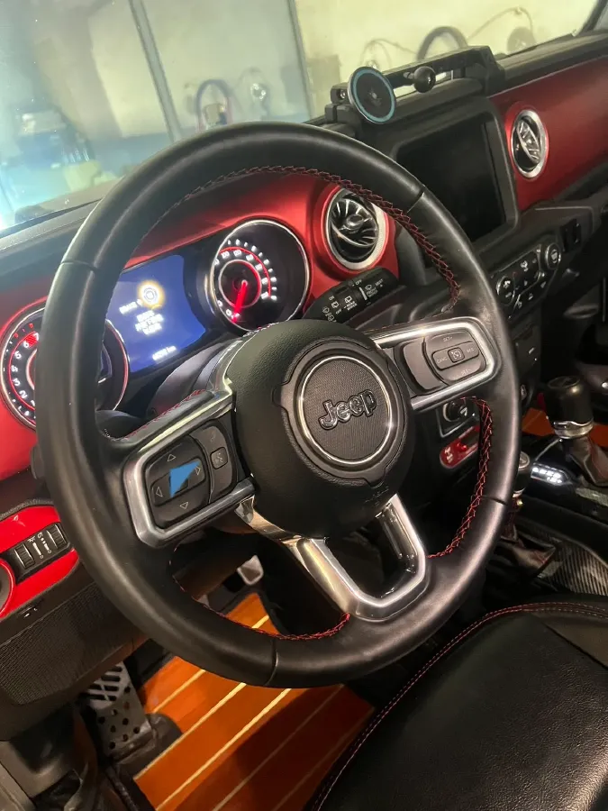 2021 Jeep Wrangler 2.0T 266HP L4 8AT,autocango,china used car exporter,china ev exporter,chinese used car exporter,chinese used ev exporter