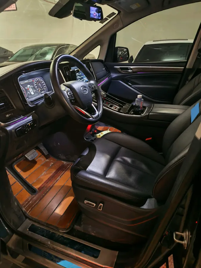 2021 GAC Trumpchi M8 2.0T 252HP L4 8AT,autocango,china used car exporter,china ev exporter,chinese used car exporter,chinese used ev exporter