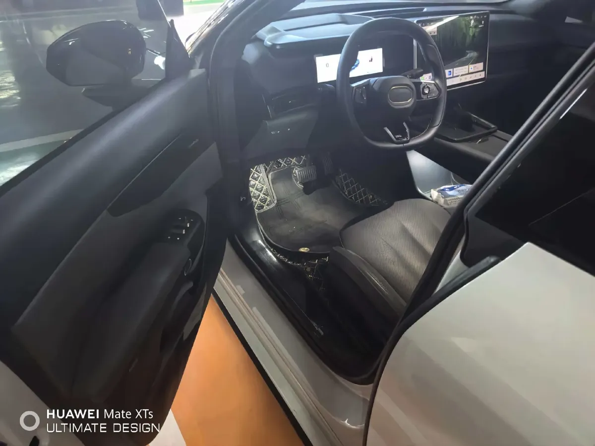 2024 LYNK&CO 07 EM-P 1.5T 163HP L4 3DHT PHEV 18.99KWH,autocango,china used car exporter,china ev exporter,chinese used car exporter,chinese used ev exporter