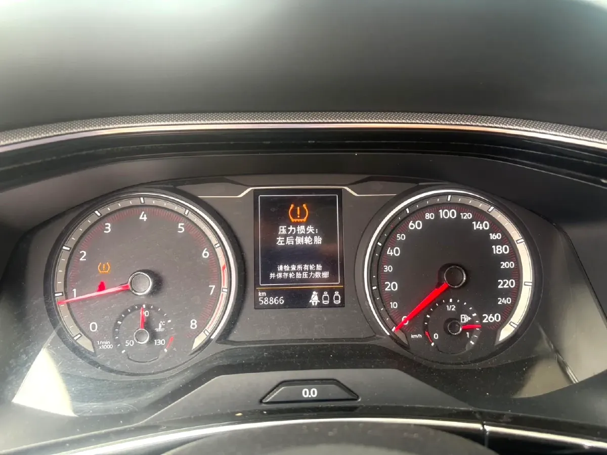 2020 Volkswagen Tayron 2.0T 186HP L4 7DCT,autocango,china used car exporter,china ev exporter,chinese used car exporter,chinese used ev exporter