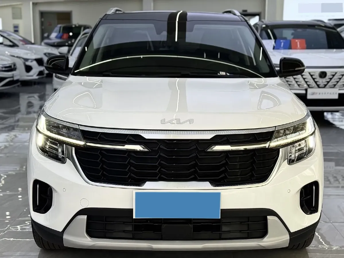 2023 Kia Seltos 1.5L 115HP L4 CVT,autocango,china used car exporter,china ev exporter,chinese used car exporter,chinese used ev exporter