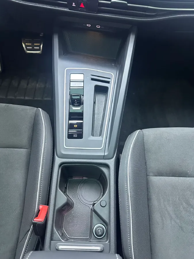 2021 Volkswagen Golf 1.4T 150HP L4 7DCT,autocango,china used car exporter,china ev exporter,chinese used car exporter,chinese used ev exporter