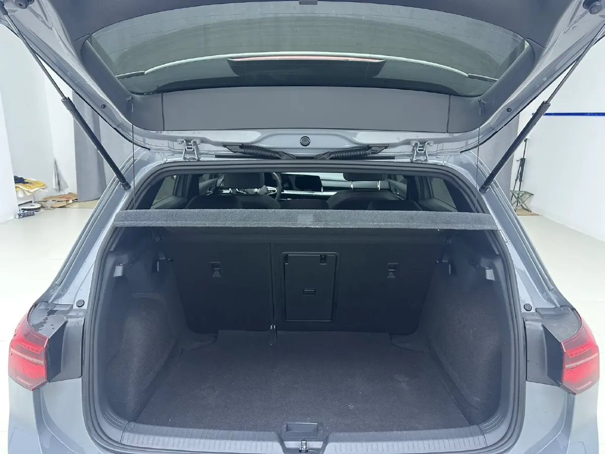 2021 Volkswagen Golf 1.4T 150HP L4 7DCT,autocango,china used car exporter,china ev exporter,chinese used car exporter,chinese used ev exporter