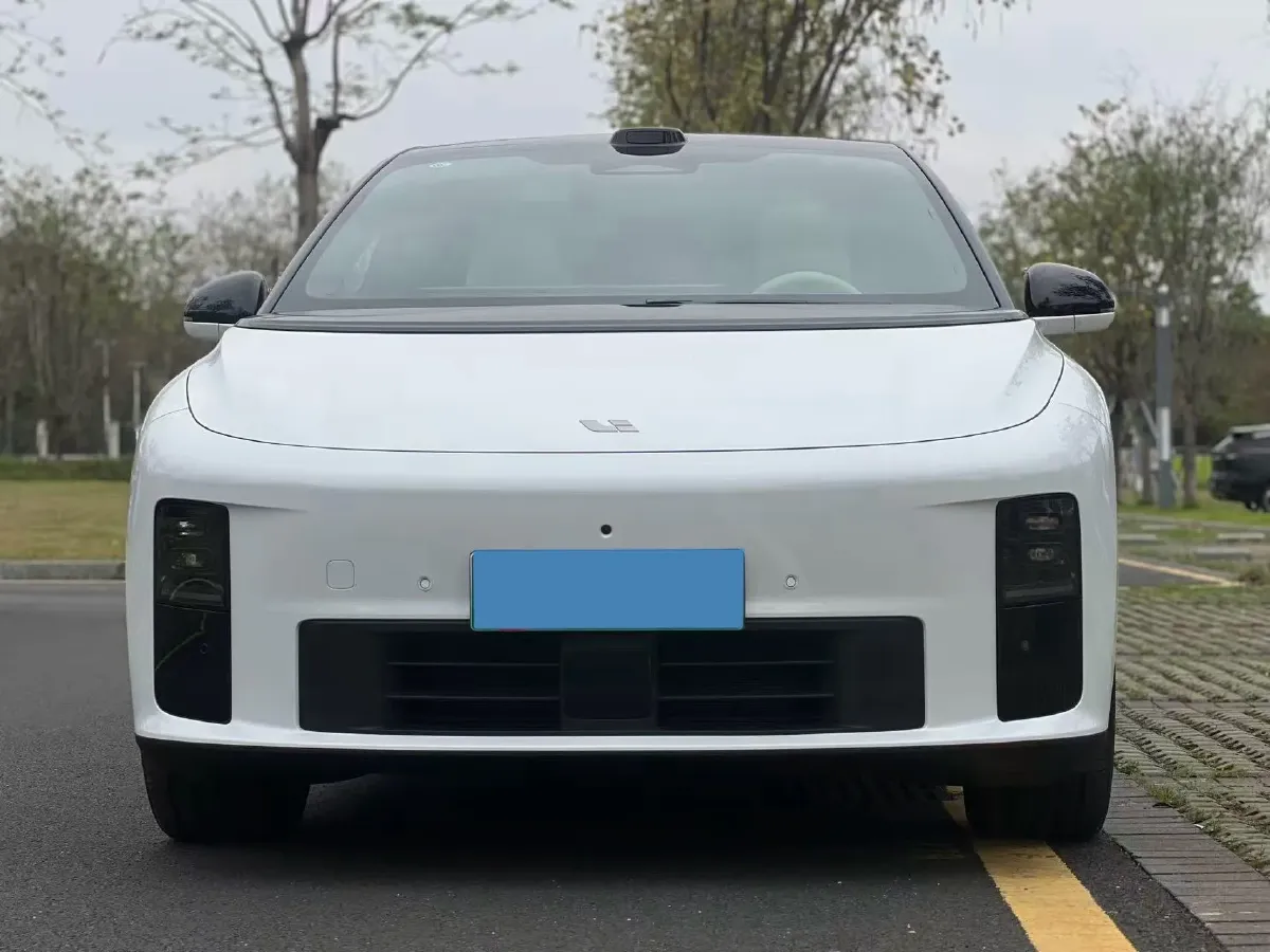 2025 Li i6 BEV,autocango,china used car exporter,china ev exporter,chinese used car exporter,chinese used ev exporter