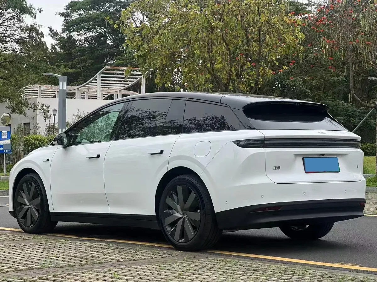 2025 Li i6 BEV,autocango,china used car exporter,china ev exporter,chinese used car exporter,chinese used ev exporter
