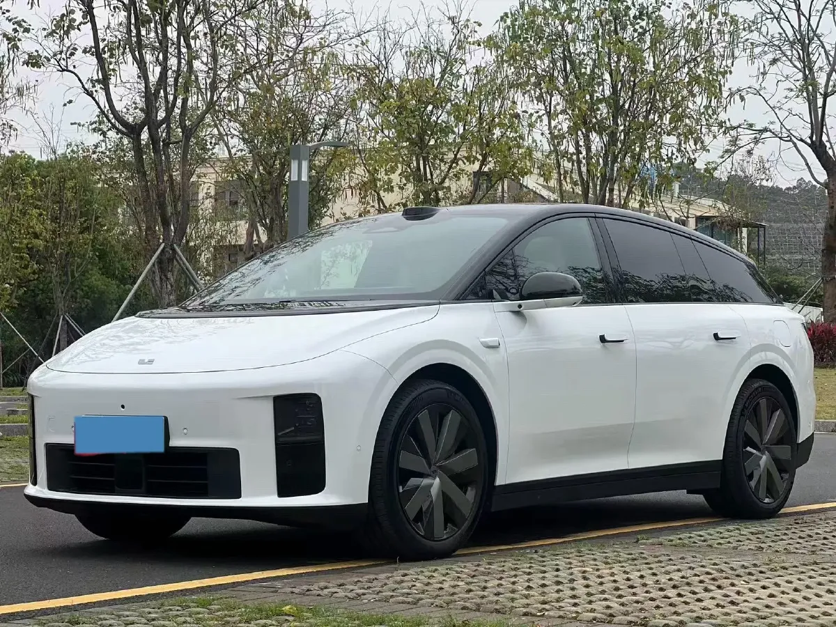 2025 Li i6 BEV,autocango,china used car exporter,china ev exporter,chinese used car exporter,chinese used ev exporter