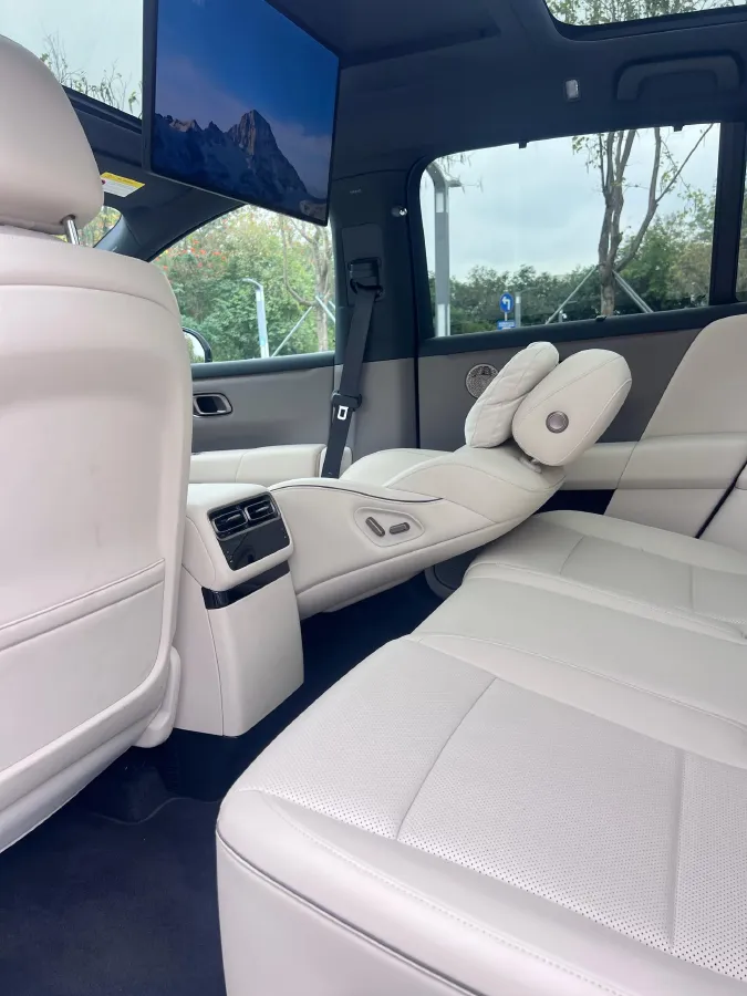 2025 Li i6 BEV,autocango,china used car exporter,china ev exporter,chinese used car exporter,chinese used ev exporter