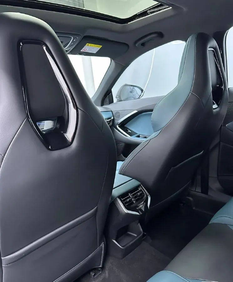 2023 MG 7 1.5T 188HP L4 7DCT,autocango,china used car exporter,china ev exporter,chinese used car exporter,chinese used ev exporter