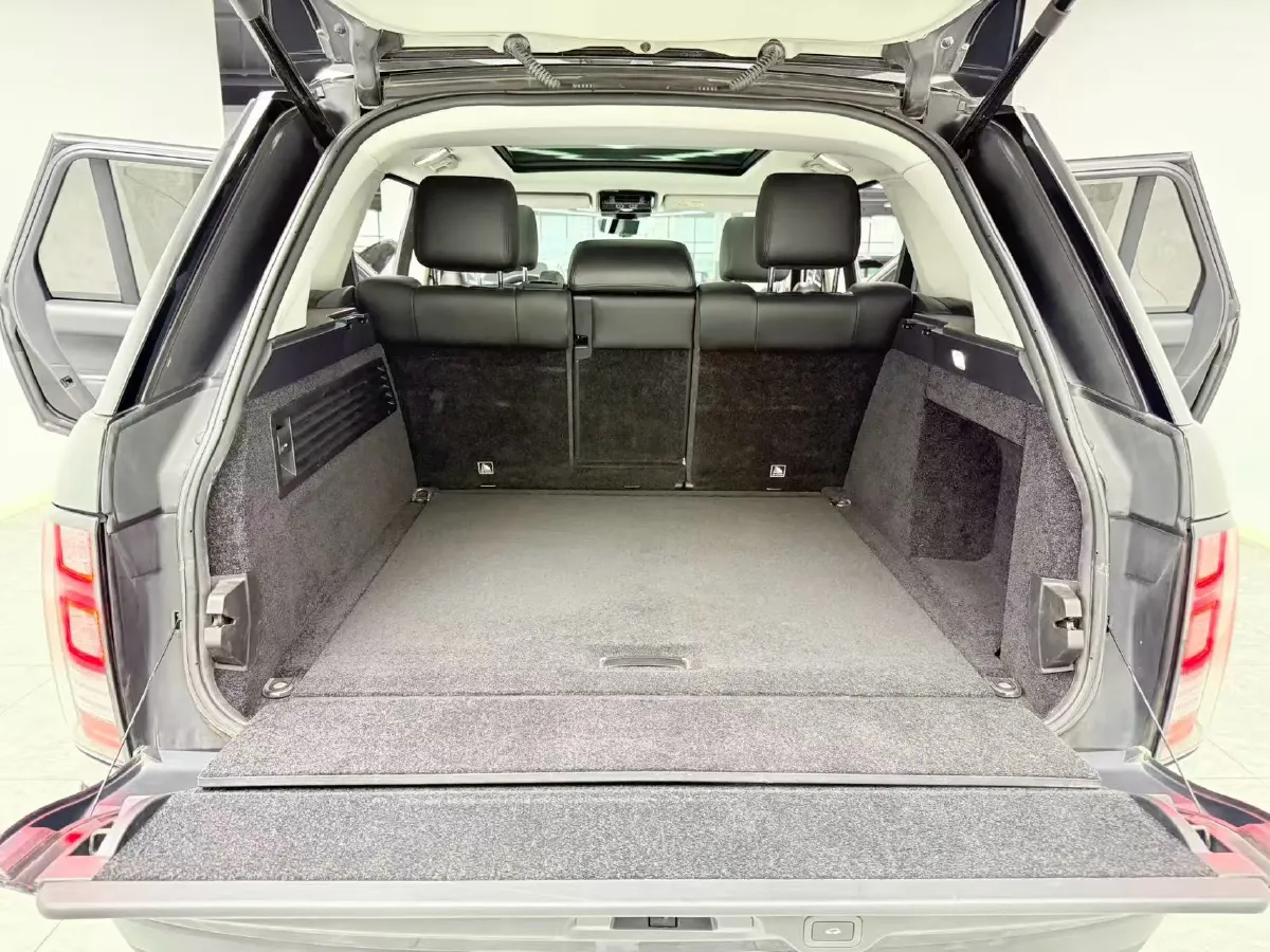 2017 Land Rover Range Rover 3.0T 340HP V6 8AT,autocango,china used car exporter,china ev exporter,chinese used car exporter,chinese used ev exporter