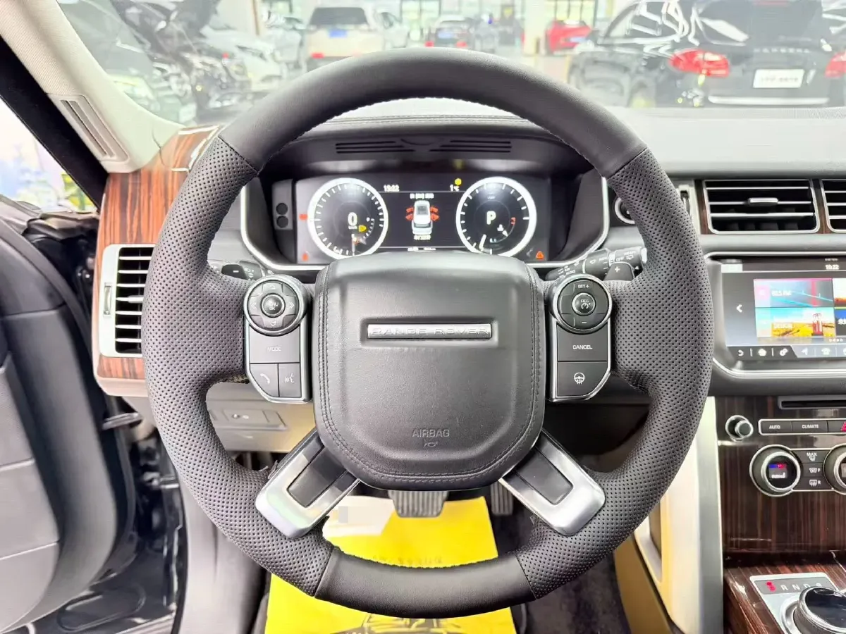 2017 Land Rover Range Rover 3.0T 340HP V6 8AT,autocango,china used car exporter,china ev exporter,chinese used car exporter,chinese used ev exporter