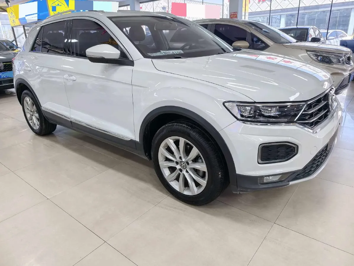 2020 Volkswagen T-Roc 1.4T 150HP L4 7DCT,autocango,china used car exporter,china ev exporter,chinese used car exporter,chinese used ev exporter