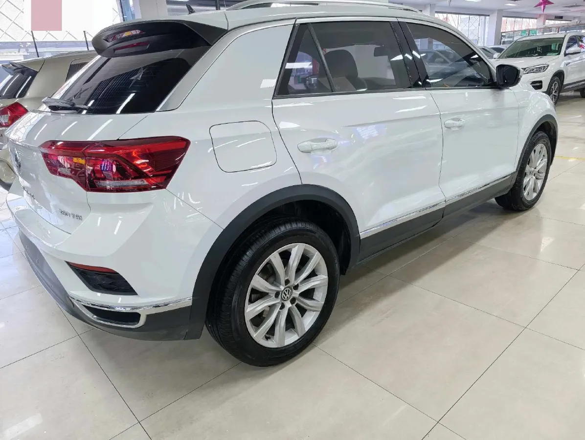2020 Volkswagen T-Roc 1.4T 150HP L4 7DCT,autocango,china used car exporter,china ev exporter,chinese used car exporter,chinese used ev exporter