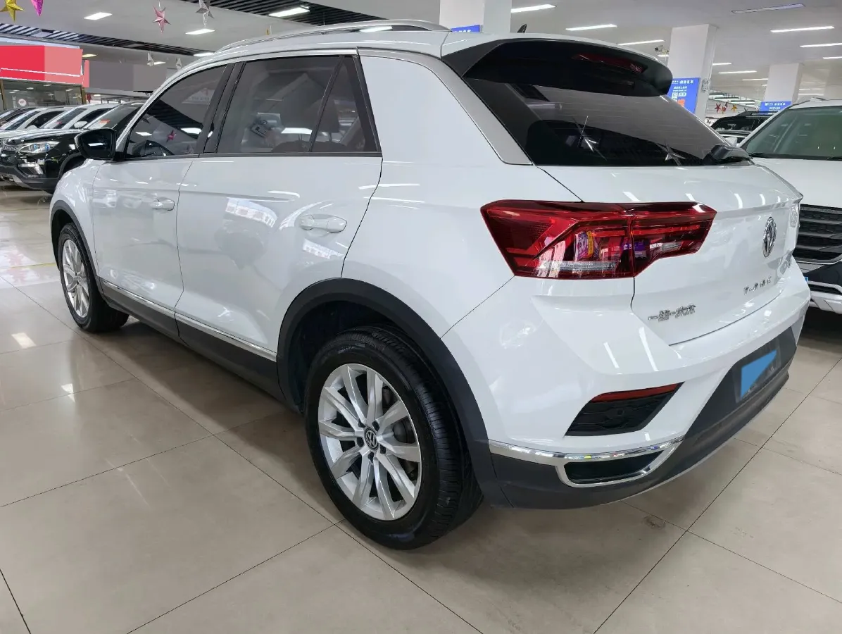 2020 Volkswagen T-Roc 1.4T 150HP L4 7DCT,autocango,china used car exporter,china ev exporter,chinese used car exporter,chinese used ev exporter