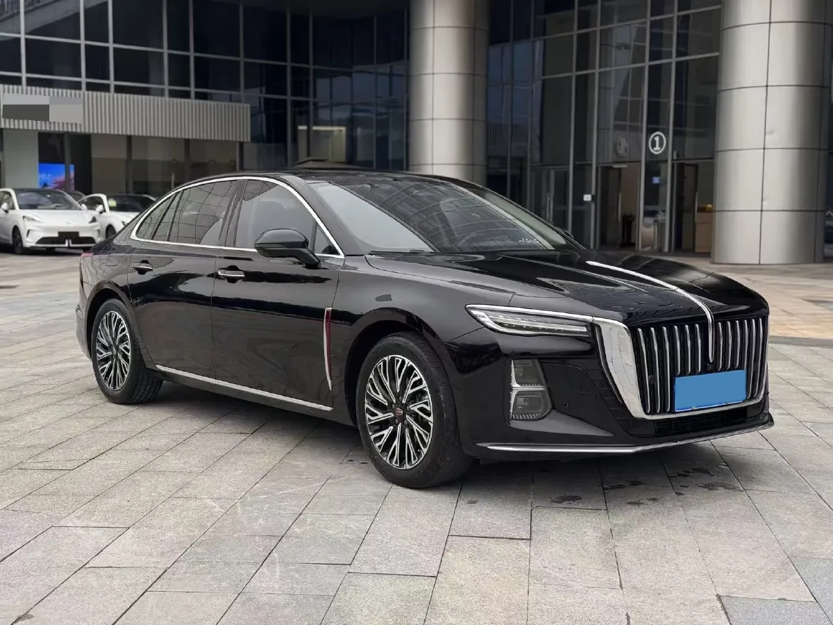 2025 HongQi H5 1.5T 169HP L4 1DHT Hybrid,autocango,china used car exporter,china ev exporter,chinese used car exporter,chinese used ev exporter