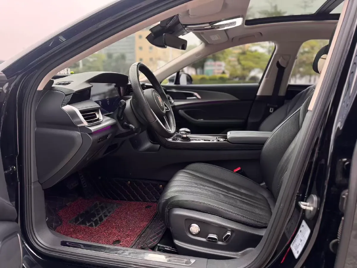 2025 HongQi H5 1.5T 169HP L4 1DHT Hybrid,autocango,china used car exporter,china ev exporter,chinese used car exporter,chinese used ev exporter