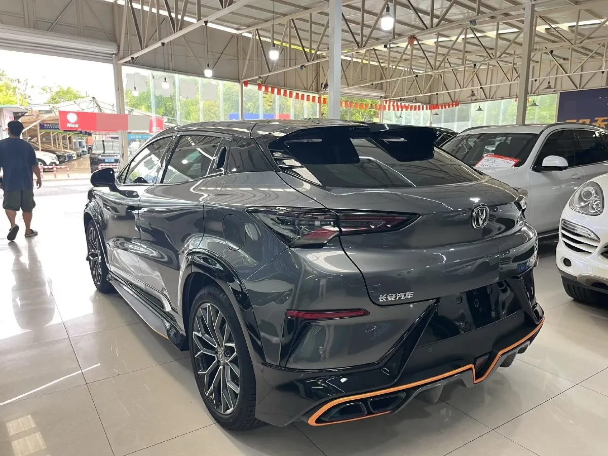 2020 ChangAn UNI-T 1.5T 180HP L4 7DCT,autocango,china used car exporter,china ev exporter,chinese used car exporter,chinese used ev exporter