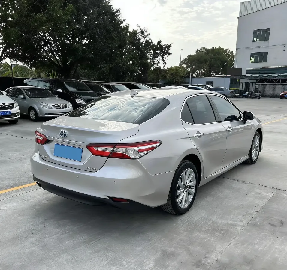 2023 Toyota Camry 2.5L 178HP L4 E-CVT Hybrid,autocango,china used car exporter,china ev exporter,chinese used car exporter,chinese used ev exporter