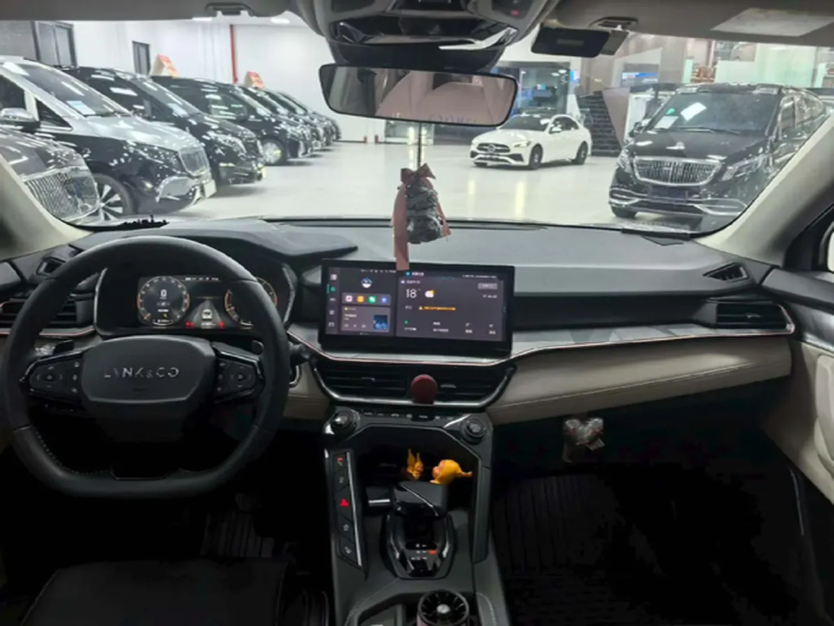 2022 LYNK&CO 02 1.5T 180HP L3 7DCT,autocango,china used car exporter,china ev exporter,chinese used car exporter,chinese used ev exporter