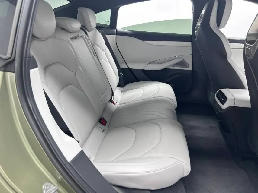 2024 MI SU7 BEV 73.6KWH,autocango,china used car exporter,china ev exporter,chinese used car exporter,chinese used ev exporter