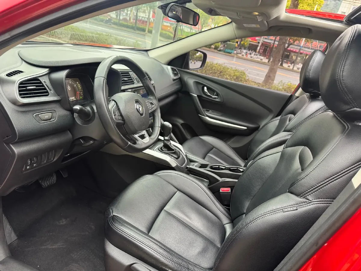 2017 Renault Kadjar 2.0L 150HP L4 CVT,autocango,china used car exporter,china ev exporter,chinese used car exporter,chinese used ev exporter