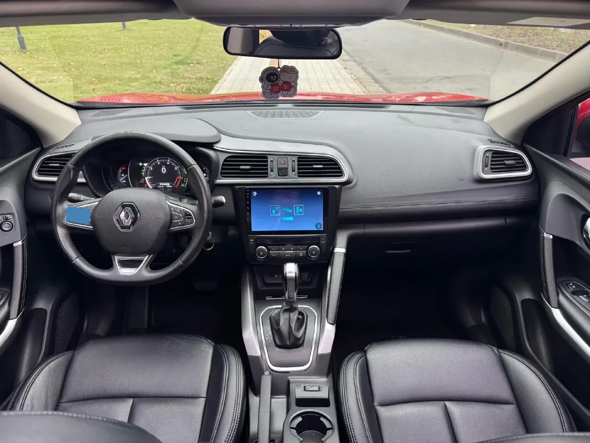 2017 Renault Kadjar 2.0L 150HP L4 CVT,autocango,china used car exporter,china ev exporter,chinese used car exporter,chinese used ev exporter