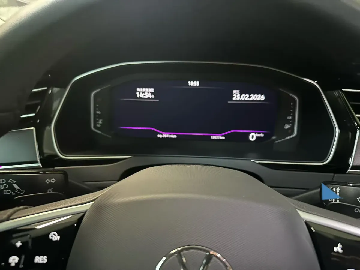 2023 Volkswagen Magotan 2.0T 186HP L4 7DCT,autocango,china used car exporter,china ev exporter,chinese used car exporter,chinese used ev exporter