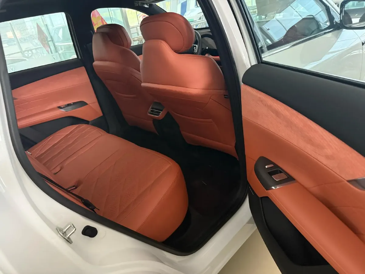 2025 ChangAn CS75 Plus 1.5T 192HP L4 8AT,autocango,china used car exporter,china ev exporter,chinese used car exporter,chinese used ev exporter