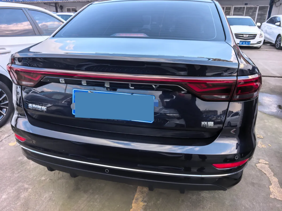 2022 Geely Emgrand 1.5L 114HP L4 CVT,autocango,china used car exporter,china ev exporter,chinese used car exporter,chinese used ev exporter