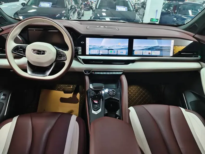 2021 Geely Monjaro 2.0T 218HP L4 7DCT,autocango,china used car exporter,china ev exporter,chinese used car exporter,chinese used ev exporter