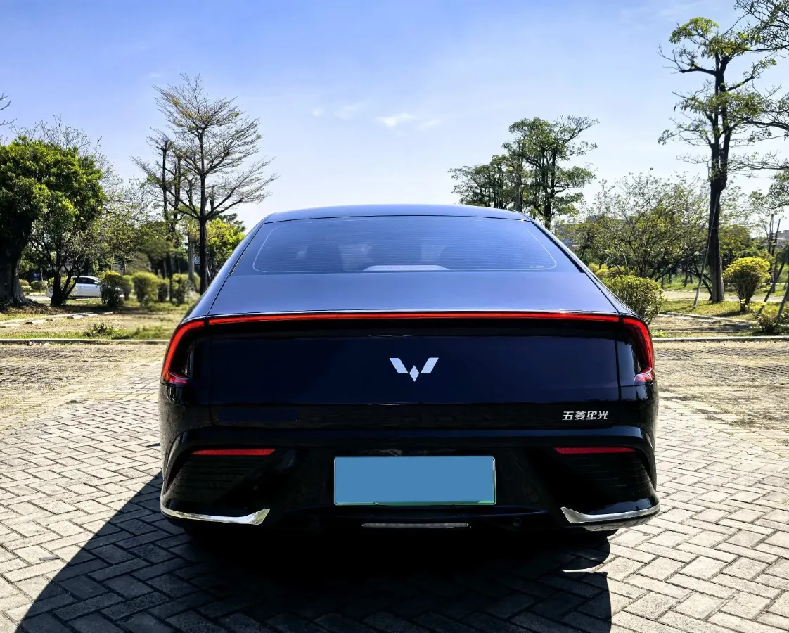 2023 WuLing XingGuang 1.5L 106HP L4 E-CVT PHEV 20.5KWH,autocango,china used car exporter,china ev exporter,chinese used car exporter,chinese used ev exporter