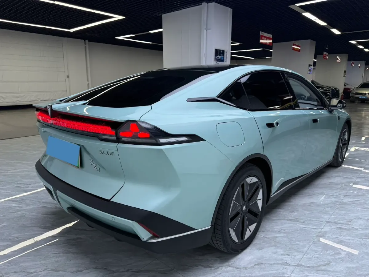 2022 DongFeng Forthing LingZhi EV BEV 68.4KWH,autocango,china used car exporter,china ev exporter,chinese used car exporter,chinese used ev exporter