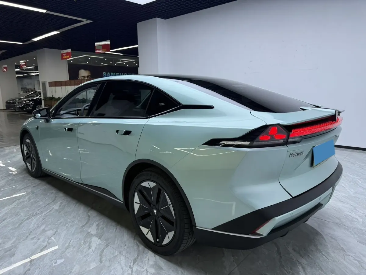2022 DongFeng Forthing LingZhi EV BEV 68.4KWH,autocango,china used car exporter,china ev exporter,chinese used car exporter,chinese used ev exporter