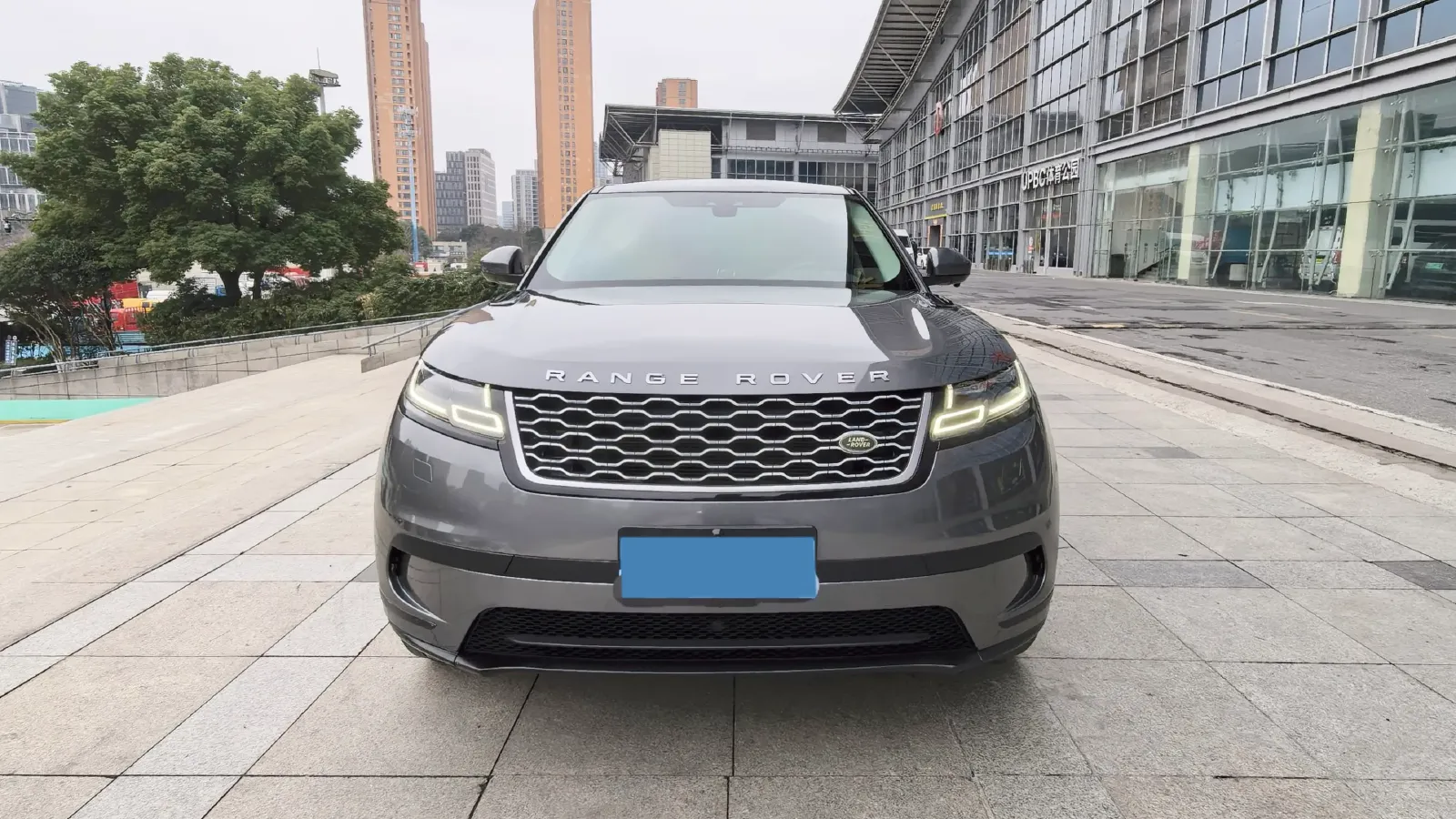 2018 Land Rover Range Rover Velar 2.0T 250HP L4 8AT,autocango,china used car exporter,china ev exporter,chinese used car exporter,chinese used ev exporter