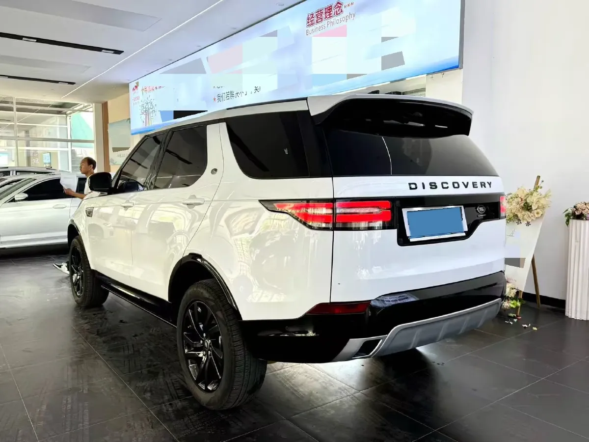 2020 Land Rover Discovery 3.0T 340HP V6 8AT,autocango,china used car exporter,china ev exporter,chinese used car exporter,chinese used ev exporter